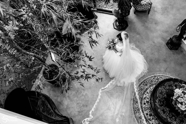 Melhor fotógrafo de casamento de Uberlândia faz linda foto da noiva Michelle no Ateliê Heflen Nishigawa