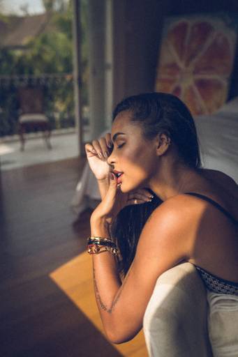 ensaio sensual para marca de moda carioca feminina no rio de janeiro barra da tijuca pelo fotógrafo de retrato sensual paulo henrique lima