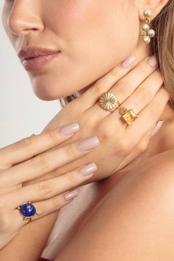 fotografia de joias em estúdio pelo fotógrafo de produtos paulo henrique lima com estudio no rio de janeiro e em niterói