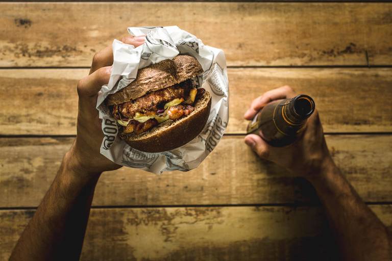 fotografia corporativo para hand grafted burguer grande hamburgueria carioca fotografia corporativa culinária rio de janeiro