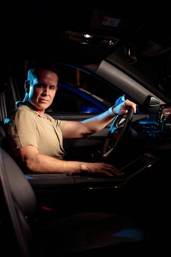 Fotografia publicitária do youtuber felipe fera para campanha da byd na barra da tijuca rio de janeiro pelo fotógrafo de moda paul henrique lima