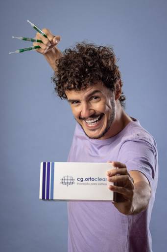 fotografia de publicidade para empresas odontológicas com estúdio montado no local
