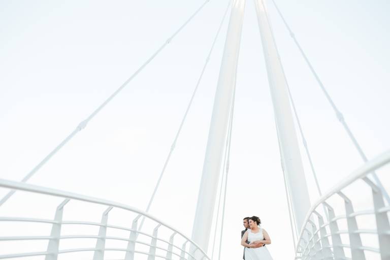 ponte na avenida marginal em ponta delgada