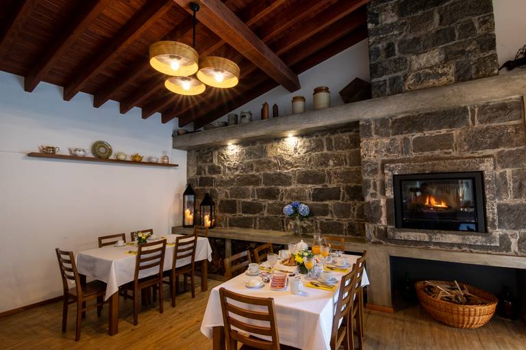 quinta da queiró espaço requintado com muito detalhe açoriano