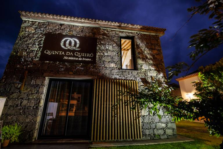 quinta da queiró à noite - sete cidades