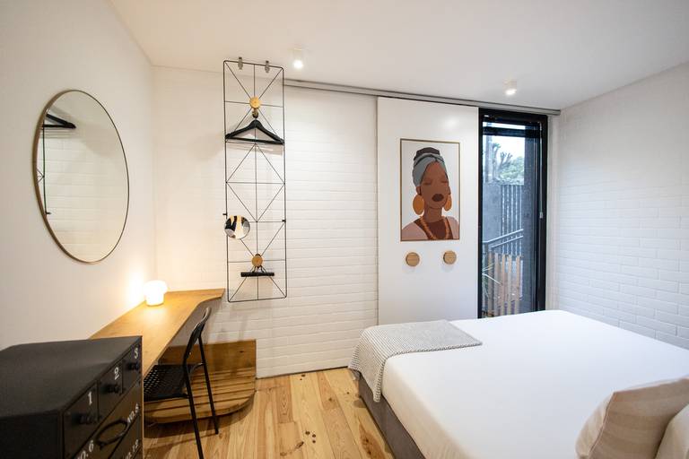 dark studio alojamento - ribeira grande