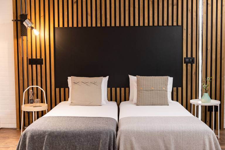 dark studio são miguel - açores 