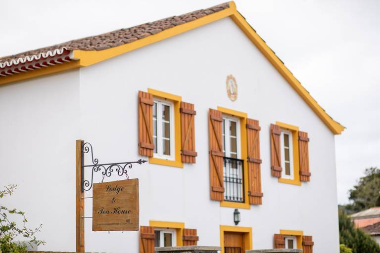quinta da queiró lodge e tea house