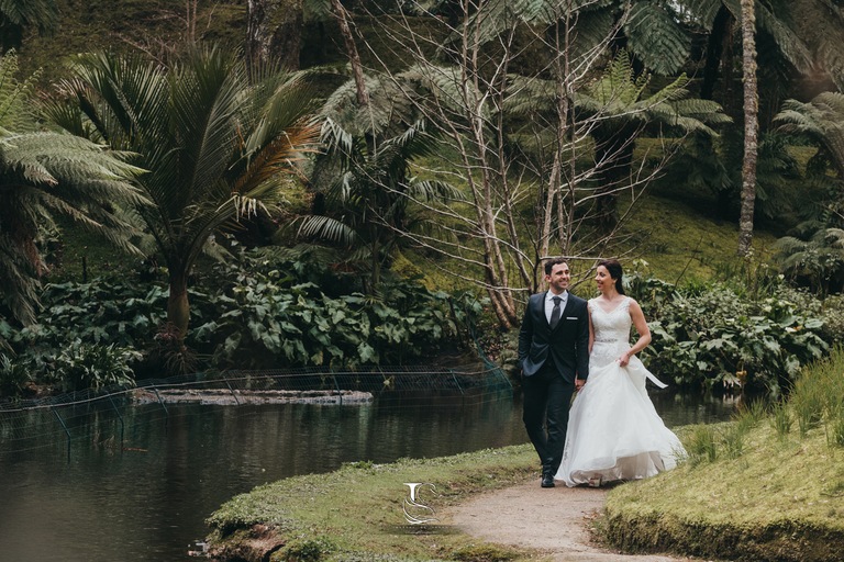 Wedding Destination-Best Photographer-Love the dress-Portugal-Açores