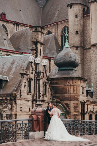 Wedding Destination-Best Photographer-Love the dress-Gent-Belgium