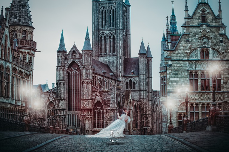 Wedding Destination-Best Photographer-Love the dress-Gent-Belgium