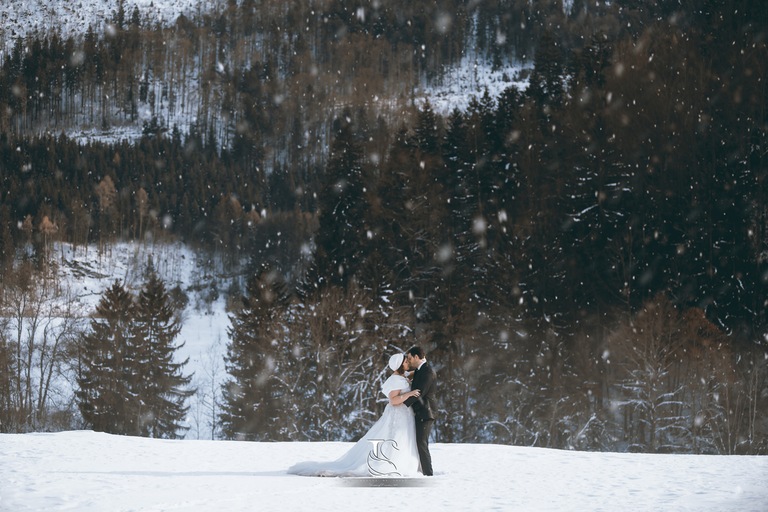 Wedding Destination-Best Photographer-Love the dress-Snow-Swiss