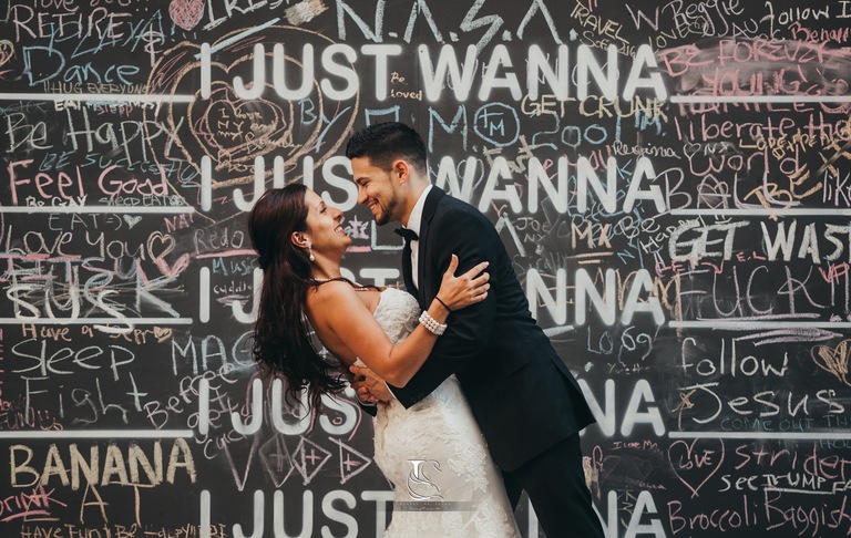 Wedding Destination-Best Photographer-Love the dress-New York-USA