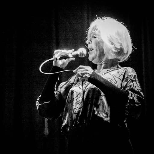 Simone de Oliveira. cantora e actriz