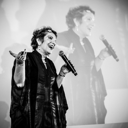 Leila Navarro, palestrante motivacional 