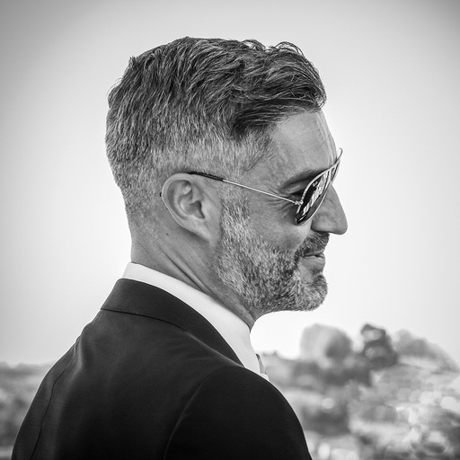 Vítor Baía, ex futebolista.