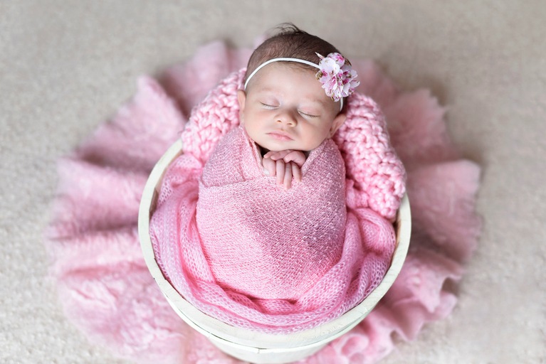 melhorfotografanewborn,sweetphoto,sweetbaby,,melhorfotografadoalgarve, melhorfotografadeportugal,ensaiofotograficorecemnascido,amormaior,sessaodefotos,fotografiaartistica,fineart,bebe,estudiodefotografia,odeceixe,balde