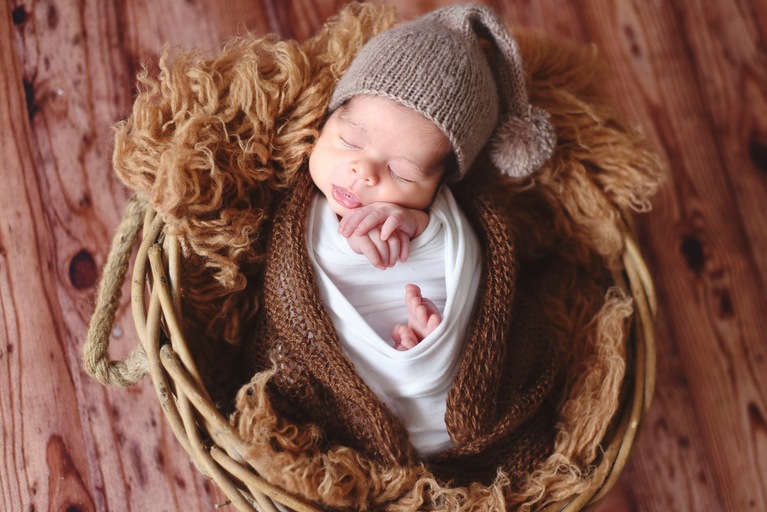 melhorfotografanewborn,estudiofotografia,amormaior, odeceixemaravilha,Algarve,fotografianewborn, sweetbabyfotografia,bebe,recemnascido,grávida, maternidade,fotografiafamilia,susananovaisfotografia,asmaisbonitasfotografias,enroladinho,castanho
