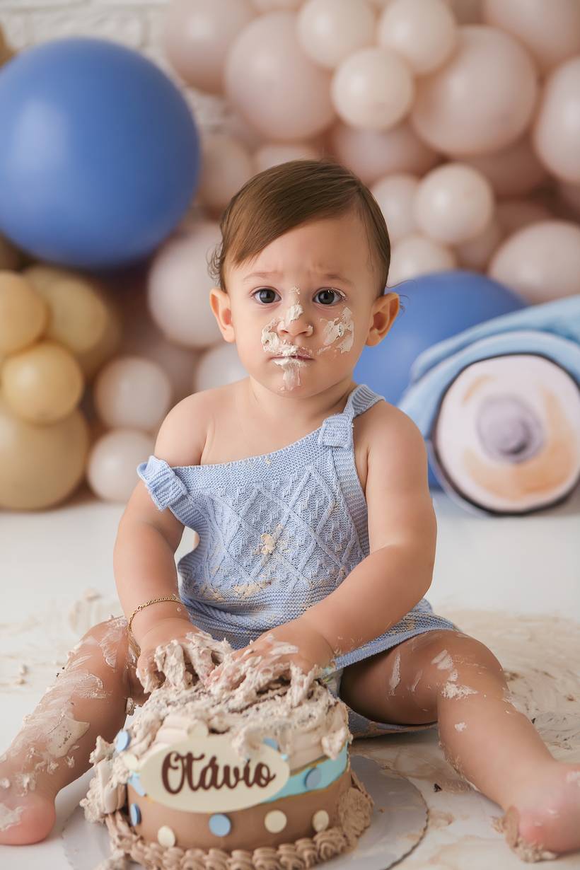 Hora do Bolo (Smash The Cake)