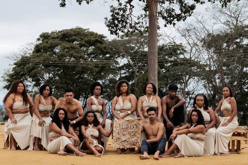 SOMOS CAMÉLIAS: VOCÊ ME OUVE OU SÓ ME ESCUTA?