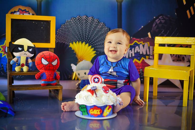 Ensaio fotográfico de 1 ano (smash the cake, destrua o bolo)   (MENINOS) 