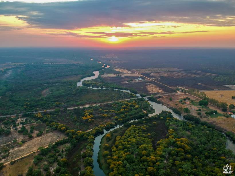 NASCER NO SOL SOBRE O RIO PRETO DE SANTA RITA DE CASSIA