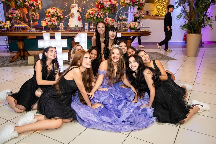 Debutante - Gabriela