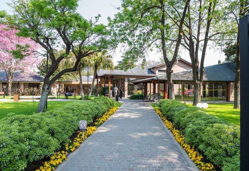 LOCALES ESTACION FUNES