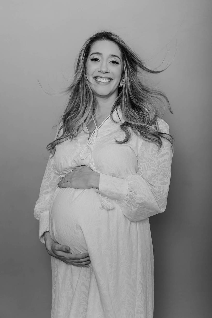 Ensaio gestante em estúdio Mariana