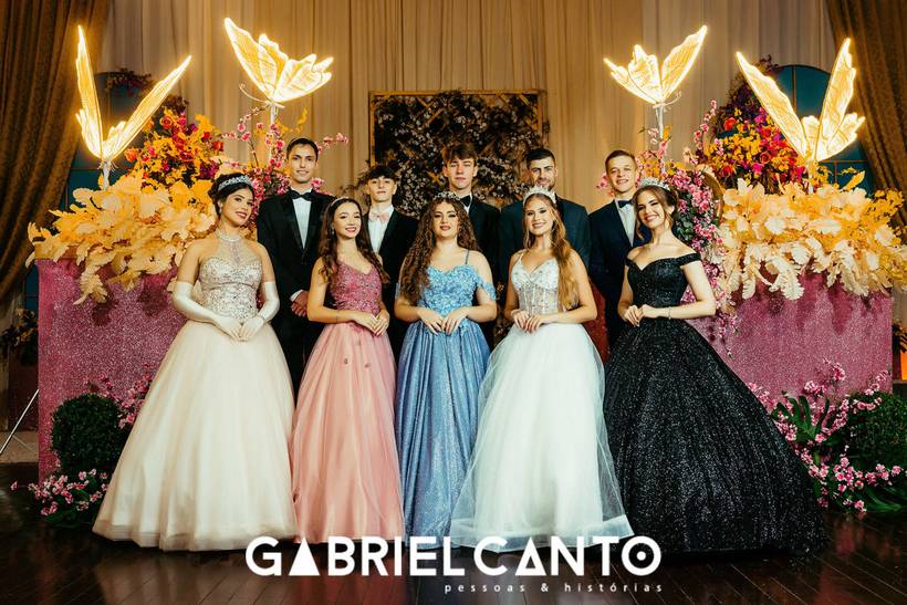 Baile de Debutantes Clube de Leituras