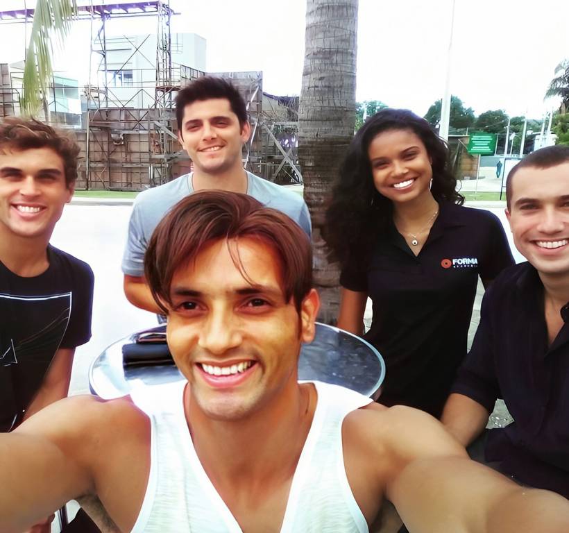 Romero Silva, Felipe Roque, Bruno Gissoni, Aline Dias e Ricardo Vianna