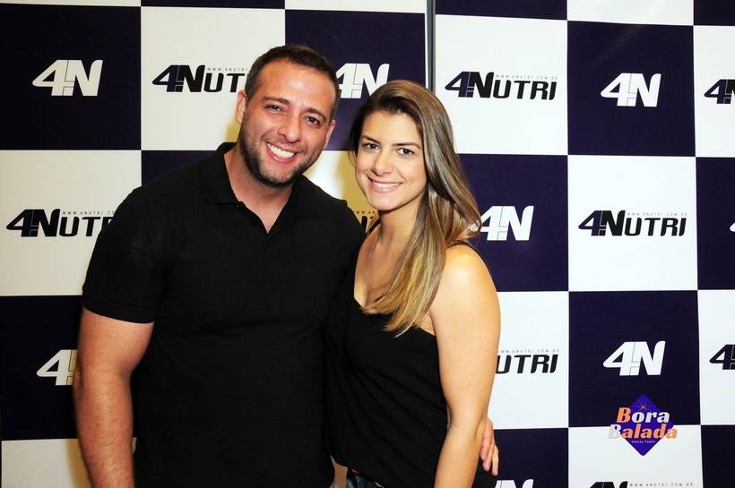 Gracyanne Barbosa em evento na 4Nutri Sertãozinho. 