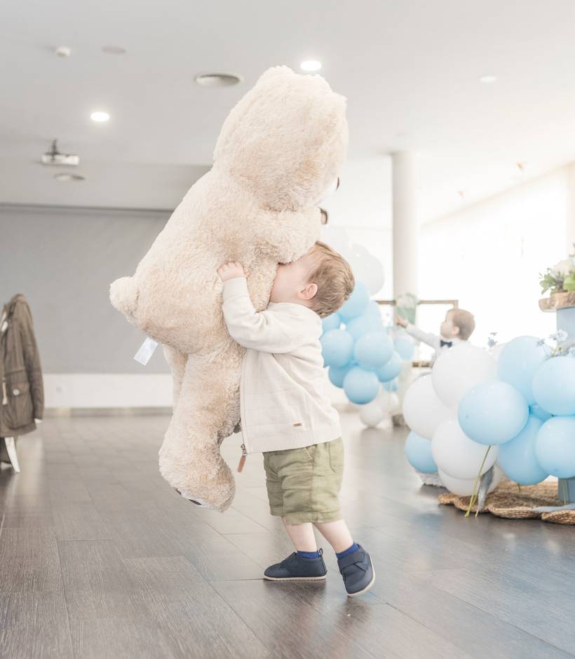   Batizado ...Desejo que o batismo seja o início de uma bela vida, repleta de saúde e carinho.