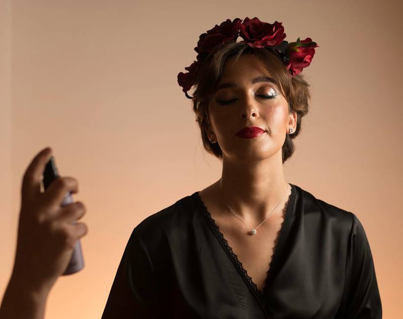 Ao olhar para uma noiva repare que além do vestido branco ela também está vestida de sonhos.