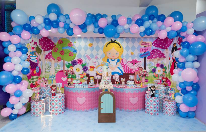 ALICE NO PAÍS DAS MARAVILHAS - cute