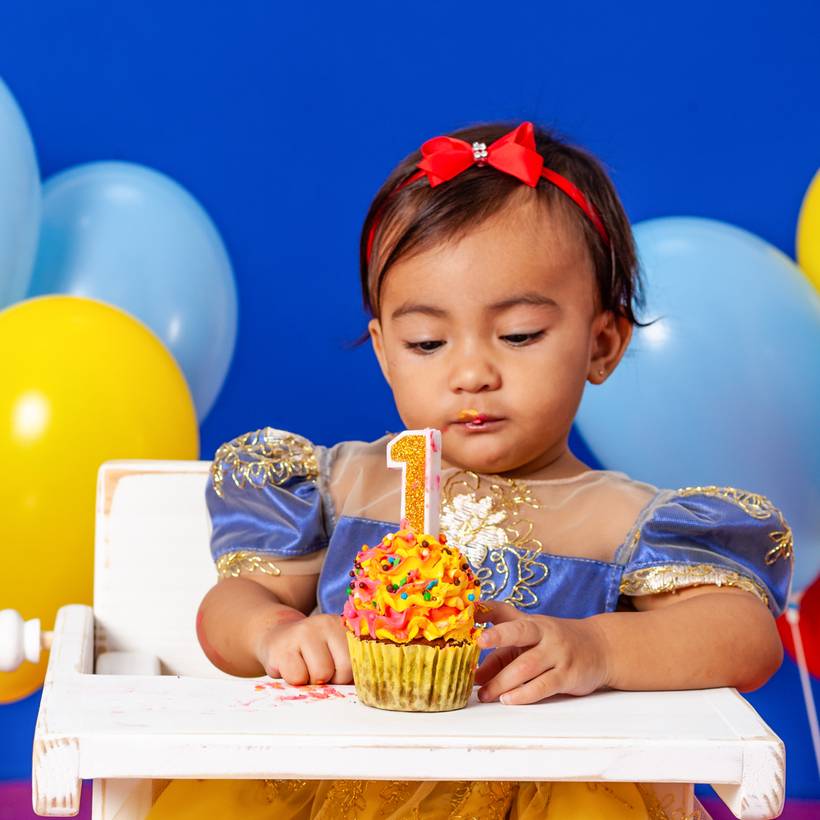  Ensaio de 1 ano tema  Smach the CakE. 