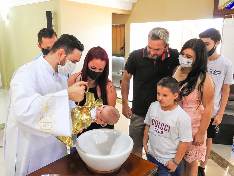 Batizados, Eucaristias