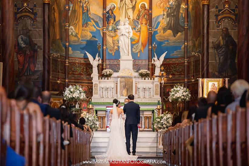 Raíssa e Jefferson - Igreja São José e Caravaggio