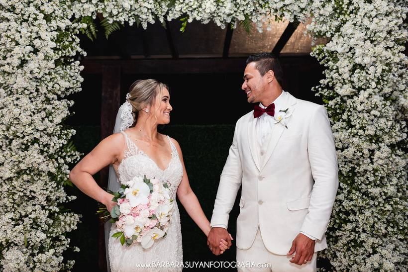 Lara e Jonata | Casamento no Casa Orla, Pampulha, BH - Cerimônia noturna ao ar livre / espaço coberto