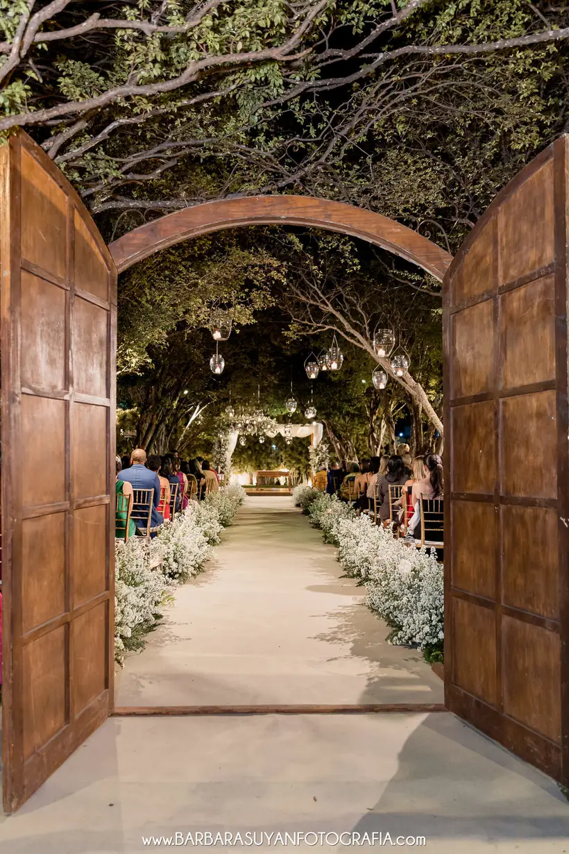 Fernanda e Gabriel | Casamento no Lanai Eventos, Pampulha, BH - Cerimônia noturna ao ar livre