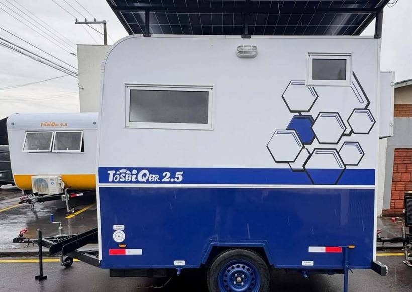 TosbiQbr 2.5 Trailer Home