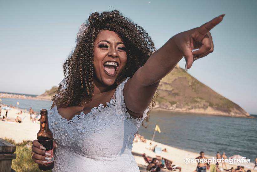 Ensaio Editorial - Priscilla