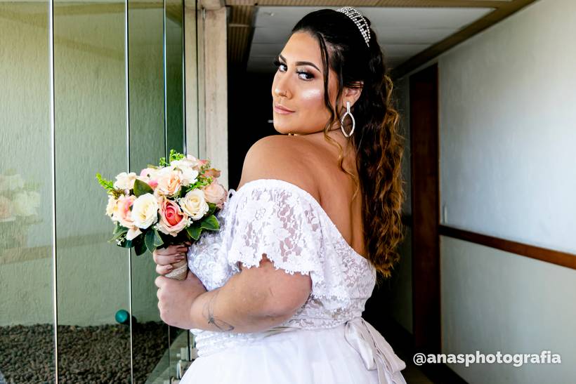 Ensaio Editorial - Isabella