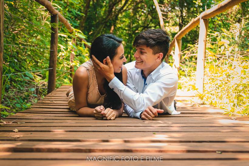 ENSAIO CAROL E GUILHERME