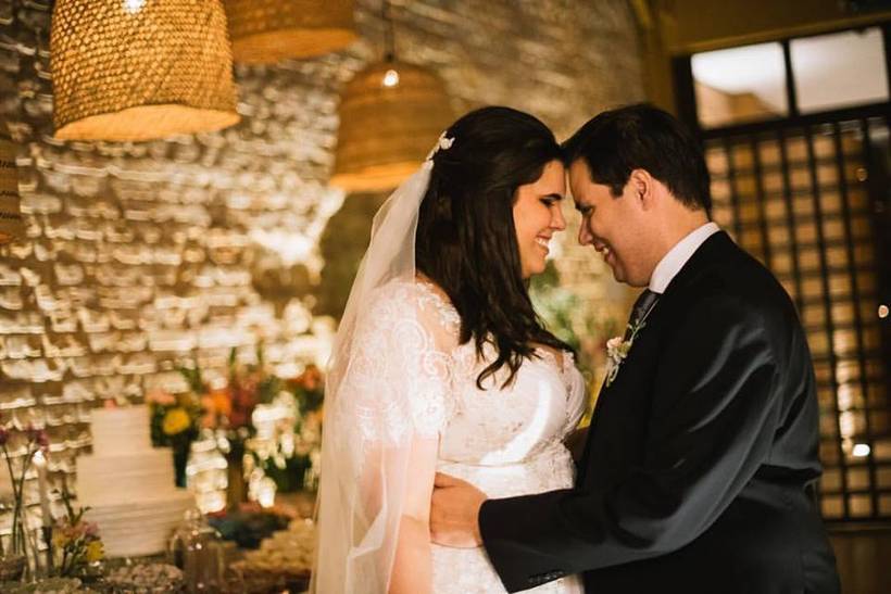 Vivi & Felipe {foto:Old Love} - Linha Dhassás