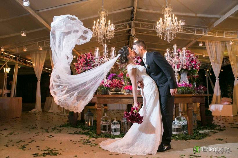 Fabi & Guilherme {foto: Tempo Digital} - Linha Dhassás