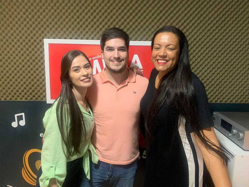 Entrevista Rádio Mega FM 92,5 - Programa Mega Mulher