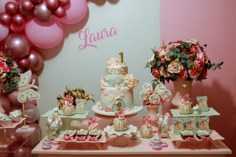 Laura - 1 Aninho