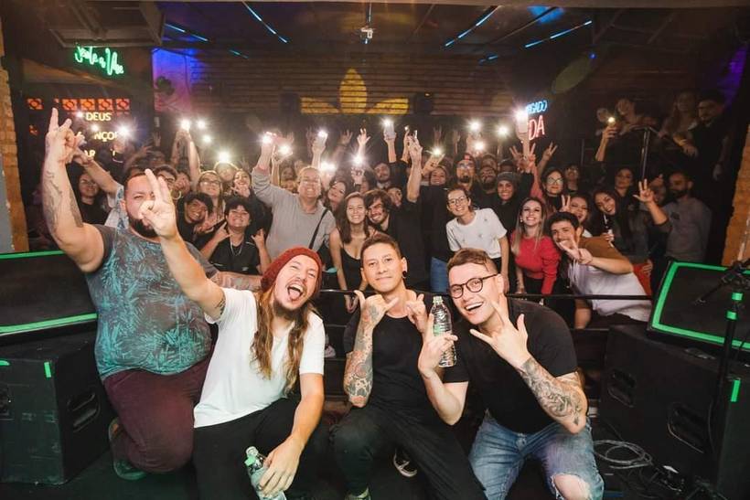 TF Produções Artísticas | Banda YAKOV | Banda SWAY