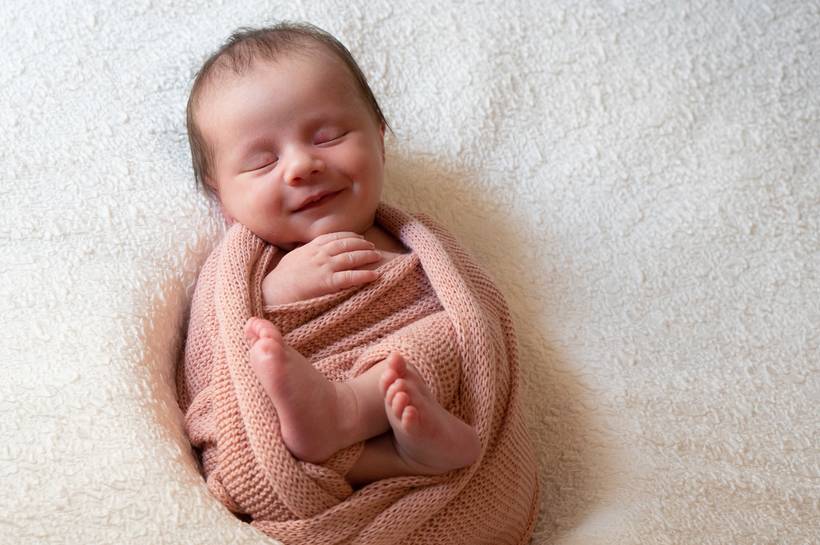 Newborn Maria Antônia